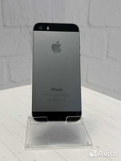 Телефон iPhone 5s