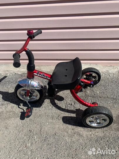 Детский трехколесный велосипед