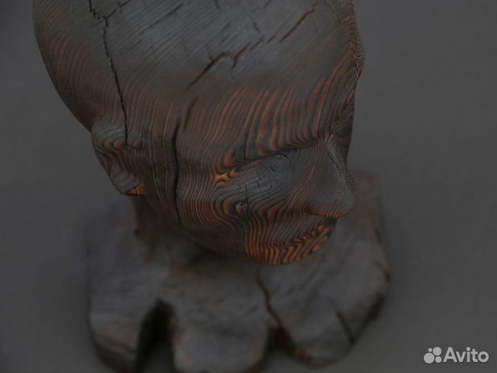 Интерьерная скульптура из дерева ручной работы