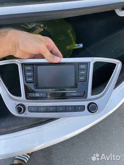 Штатная магнитола на hyundai solaris 2021