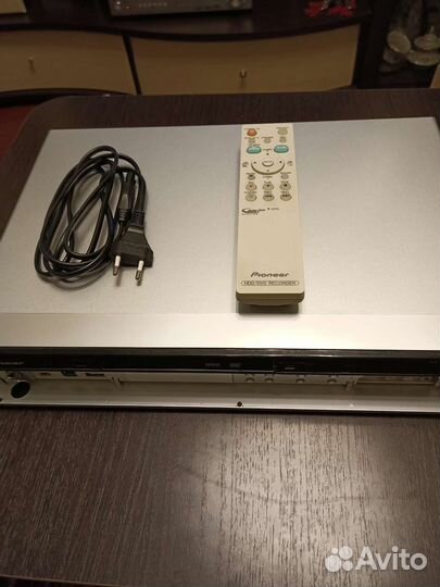 Dvd плеер HDD/DVD Pioneer DVR-555H