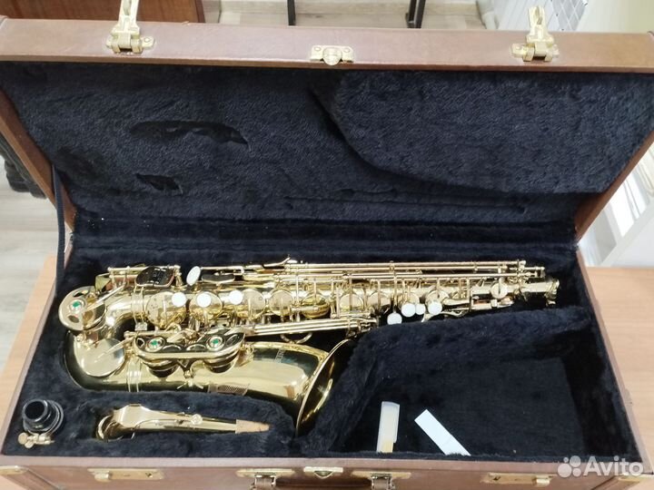 Саксофон альт