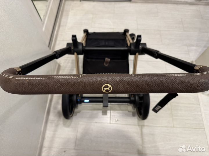 Шасси cybex e priam электрическое Rose gold