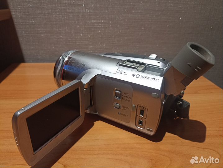 Видеокамера Panasonic NV-GS500
