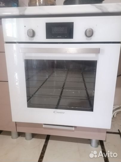 Духовой шкаф