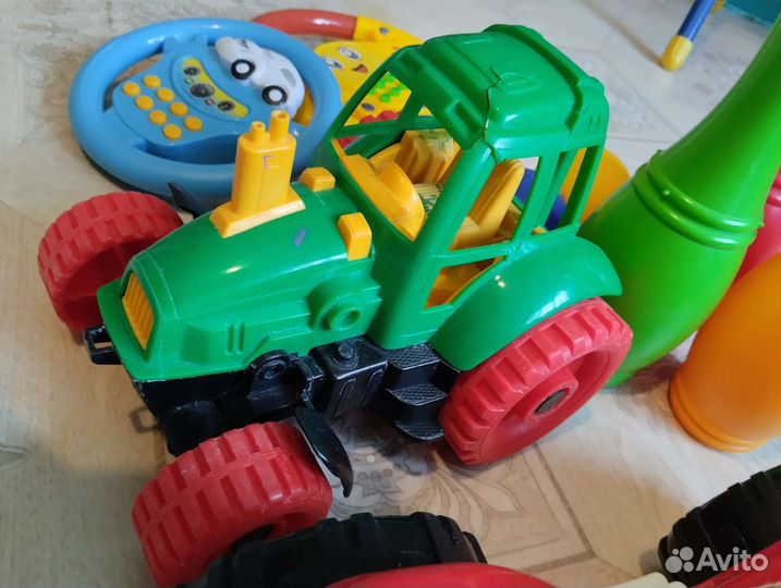 Игрушки для мальчика пакетом