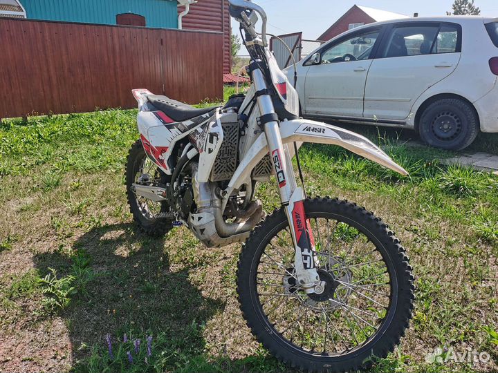 Gr7 250 2t