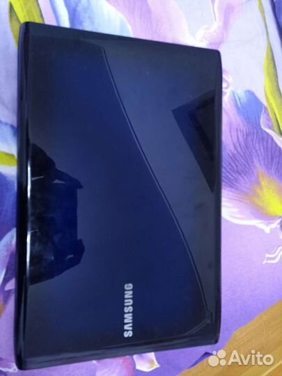 Samsung r580 (i3, 4gb озу, 500gb HDD)