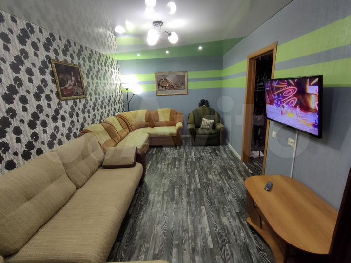 2-к. квартира, 50 м², 10/10 эт.