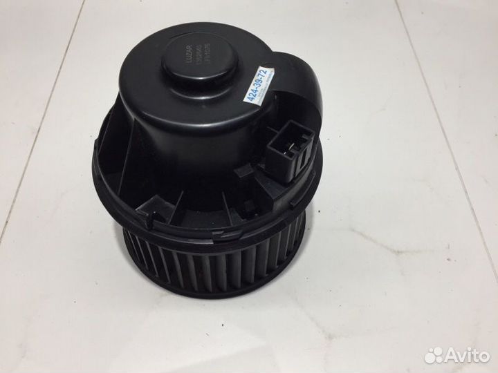 Вентилятор печки (мотор) Ford Focus 2 qqdb 2007