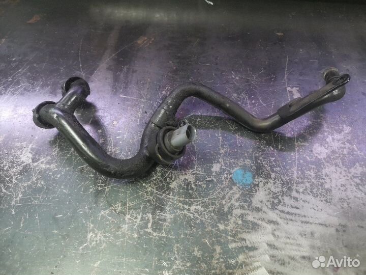 Трубка охлаждающий жидкости audi A6 A8 3.0tdi