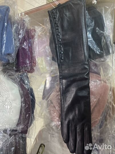 Перчатки женские кожаные новые