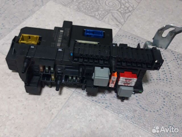 Блок предохранителей W204