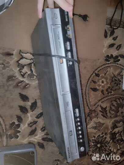 Магнитофон