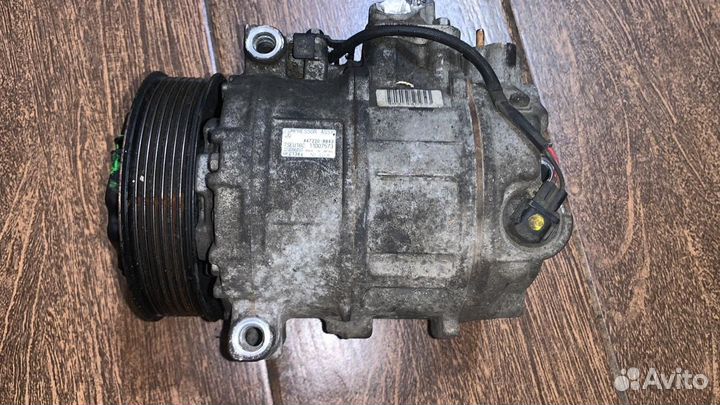 Компрессор кондиционера Mercedes Benz C200 W203