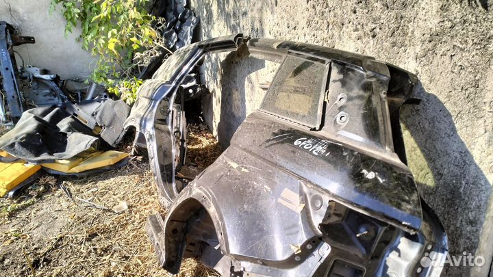 Четверть задняя правая Ренж Ровер Эвок 2014 года