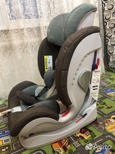 Детское автокресло