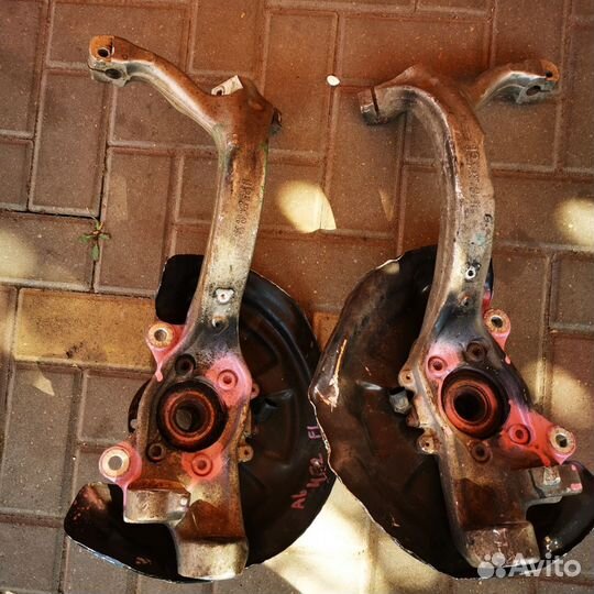 Кулак поворотный правый Audi A6 C6