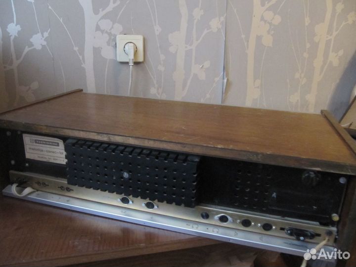 Радиола Мелодия Стерео-101