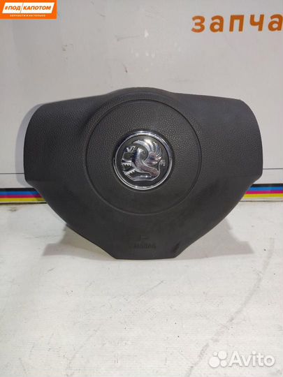 Подушка безопасности водителя Opel Astra