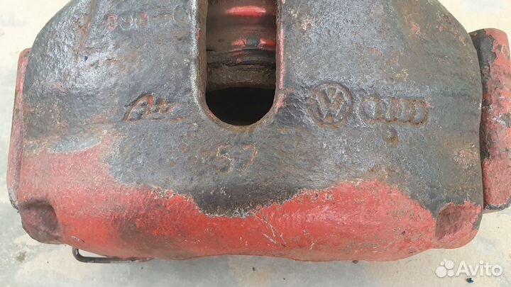 Суппорт со скобой передний audi a6 c5