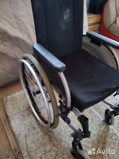 Инвалидная коляска складная бу