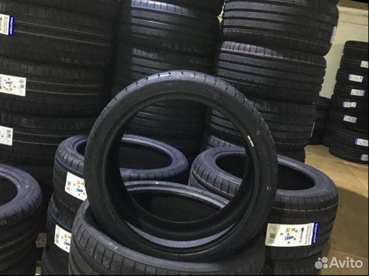 Windforce Catchfors UHP 245/35 R19 93Y