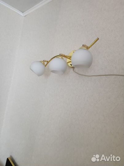 Настенный светильник бра