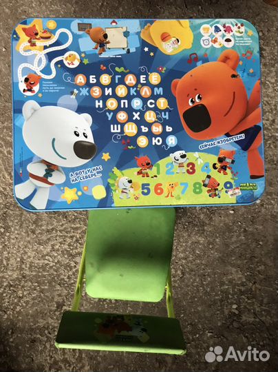 Детский стол со стулом
