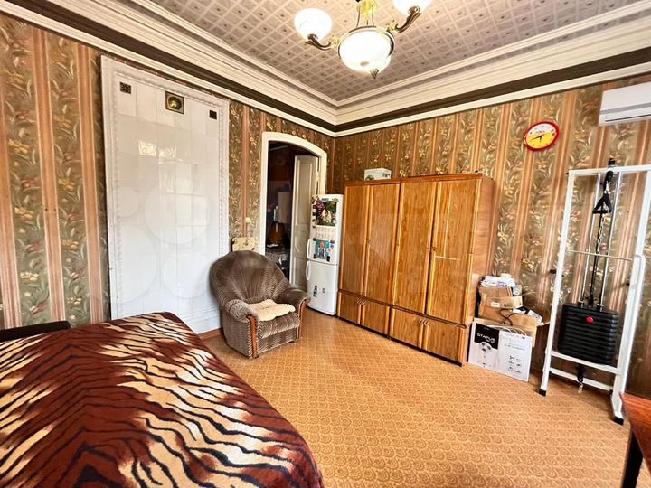 2-к. квартира, 57 м², 2/3 эт.