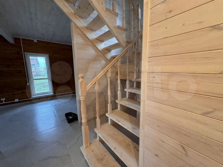 Дом 160 м² на участке 8 сот.