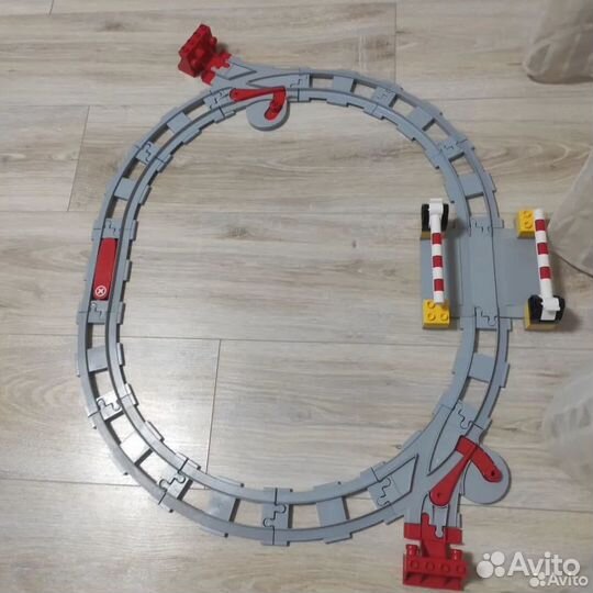Lego duplo: Рельсы/Стрелки/Шлагбаум/Переезд 10882