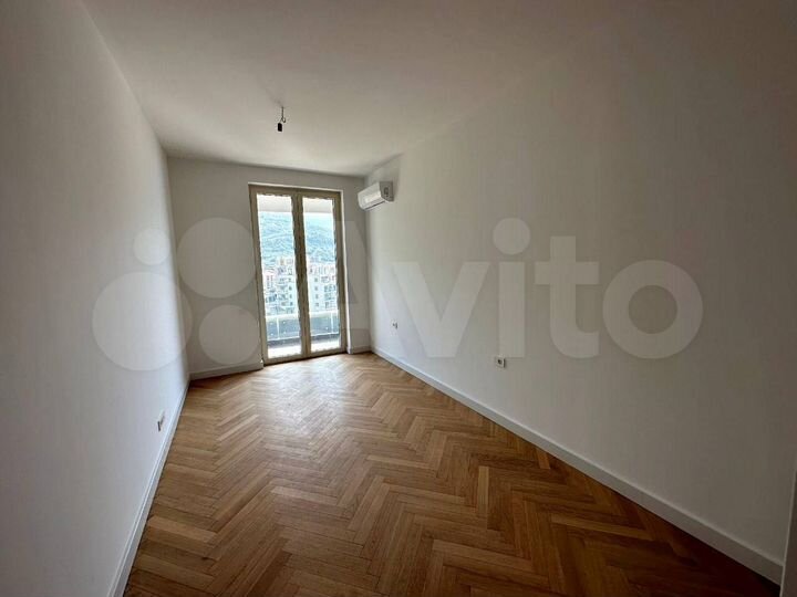 3-к. квартира, 126 м² (Черногория)