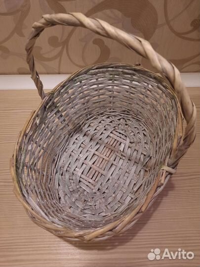 Корзина плетеная с ручкой