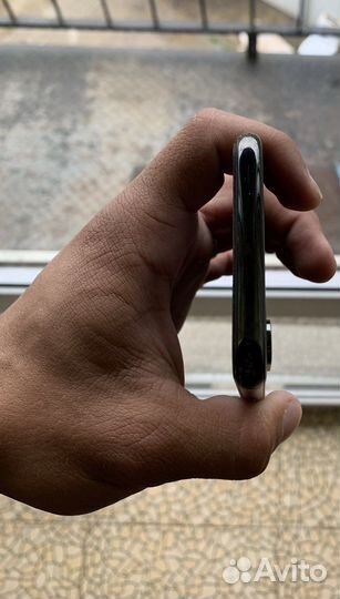 iPhone X, 64 ГБ