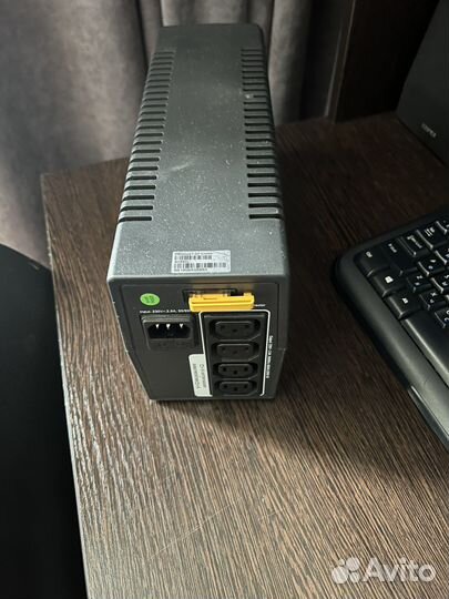 Ибп APC Back-UPS 650VA