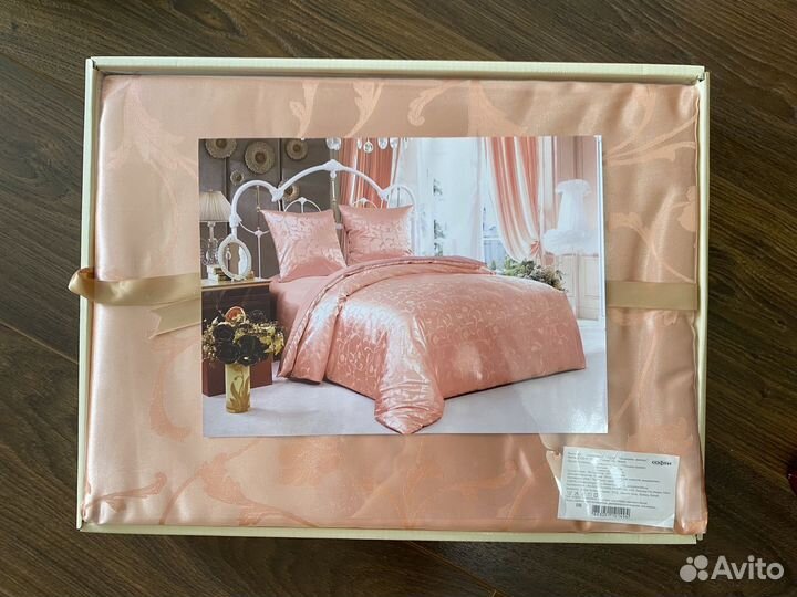 Постельное белье жаккард семейное