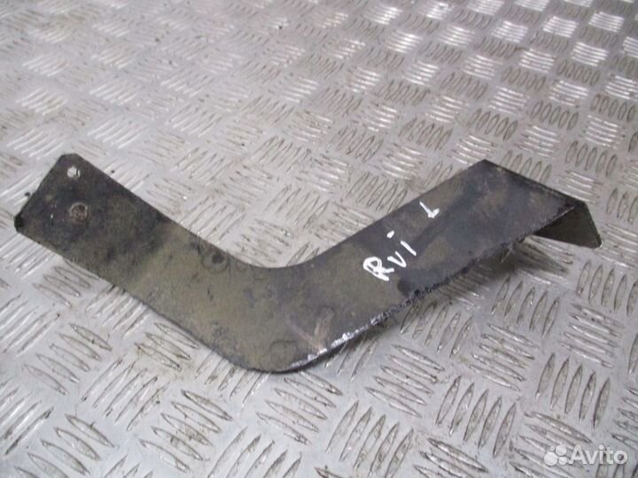 Кронштейн шумоизоляции кабины левый renault 501062
