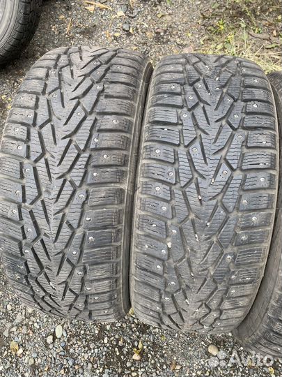 Nokian Tyres Hakkapeliitta 7 215/55 R17 122H