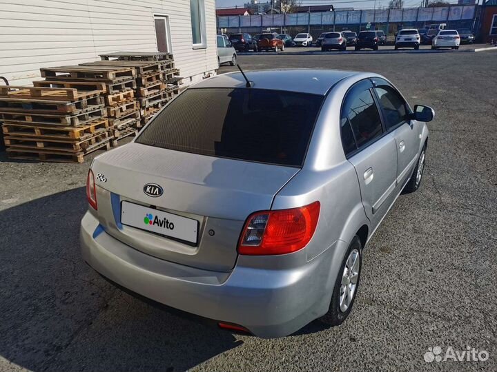 Kia Rio 1.4 AT, 2011, 160 000 км