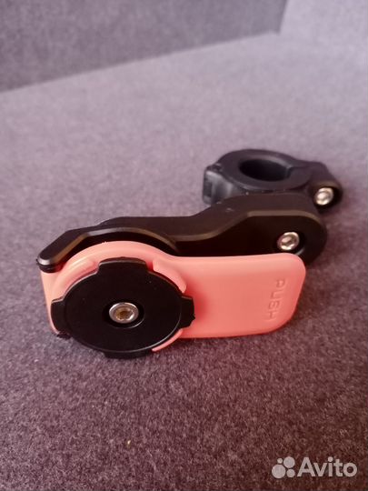 Крепление телефона на руль вело/мото. Тип QuadLock