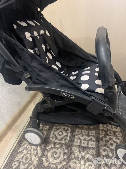 Прогулочная коляска yoya