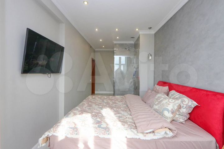 4-к. квартира, 140 м², 5/5 эт.