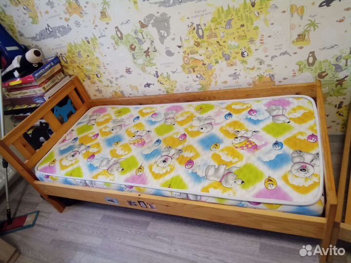 Детская кровать IKEA с матрасом
