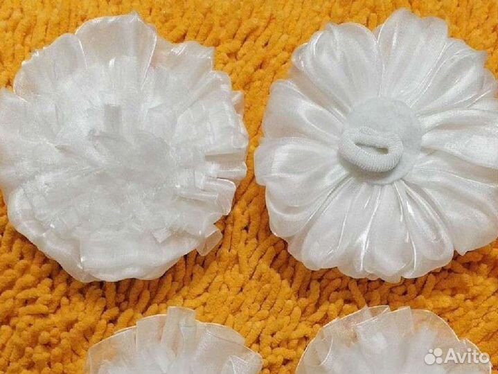 Бантики на резинках новые