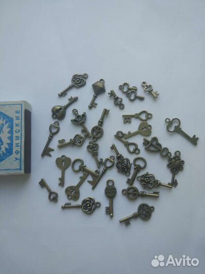 Старинные ключи