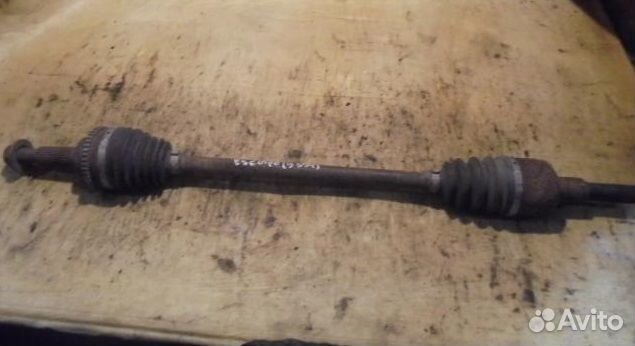 Полуось задняя левая Ford Escape 1