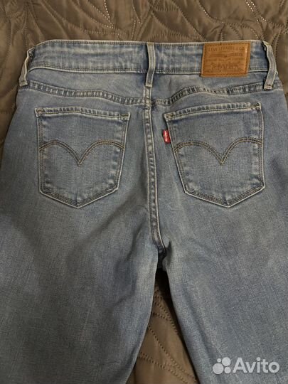 Джинсы levis