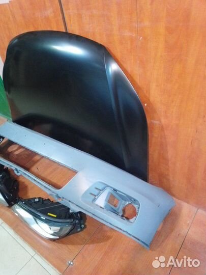 Передняя часть Volkswagen Tiguan 1 5N1 до