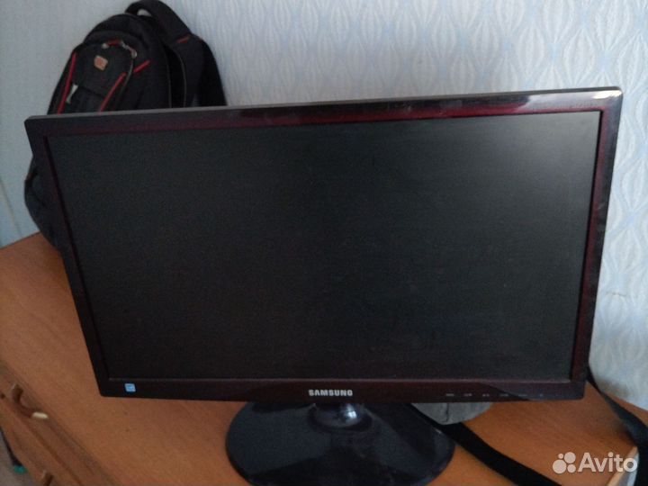Монитор Samsung